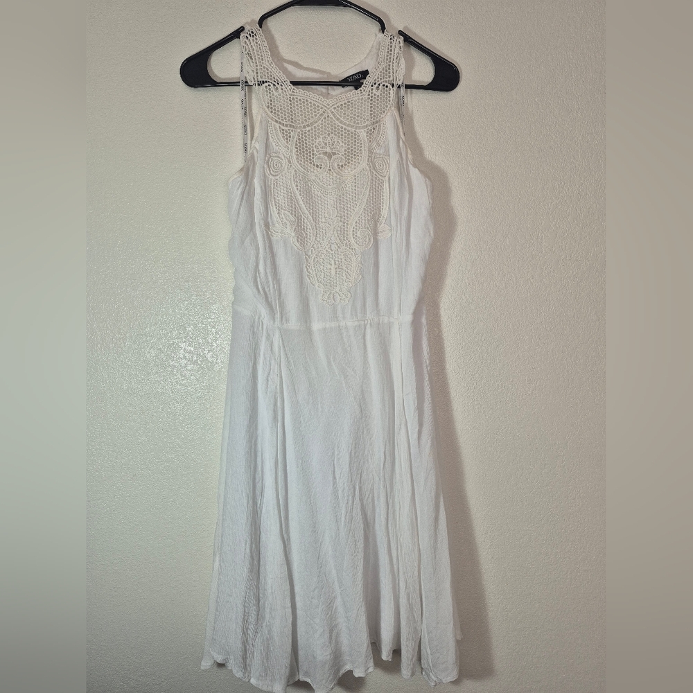 White Sleeveless Dress with Lace Detail